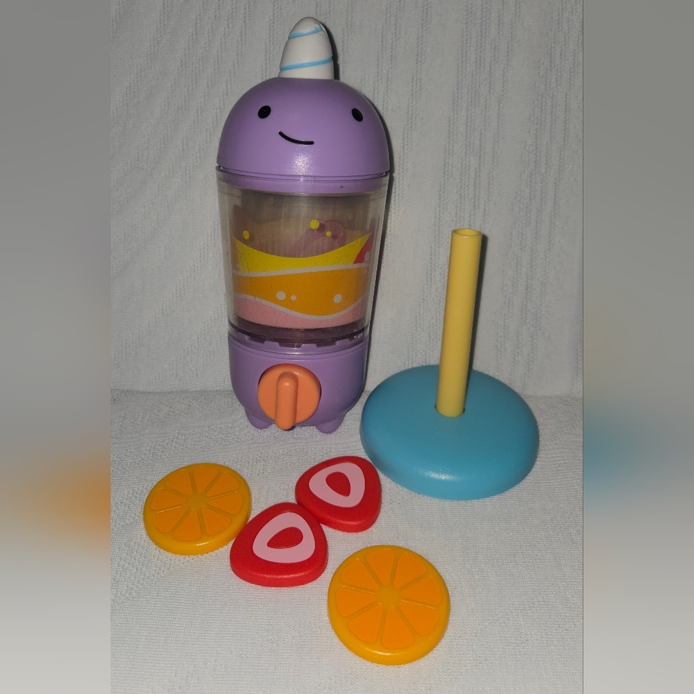 Skip Hop Shake It Up Smoothie Toy